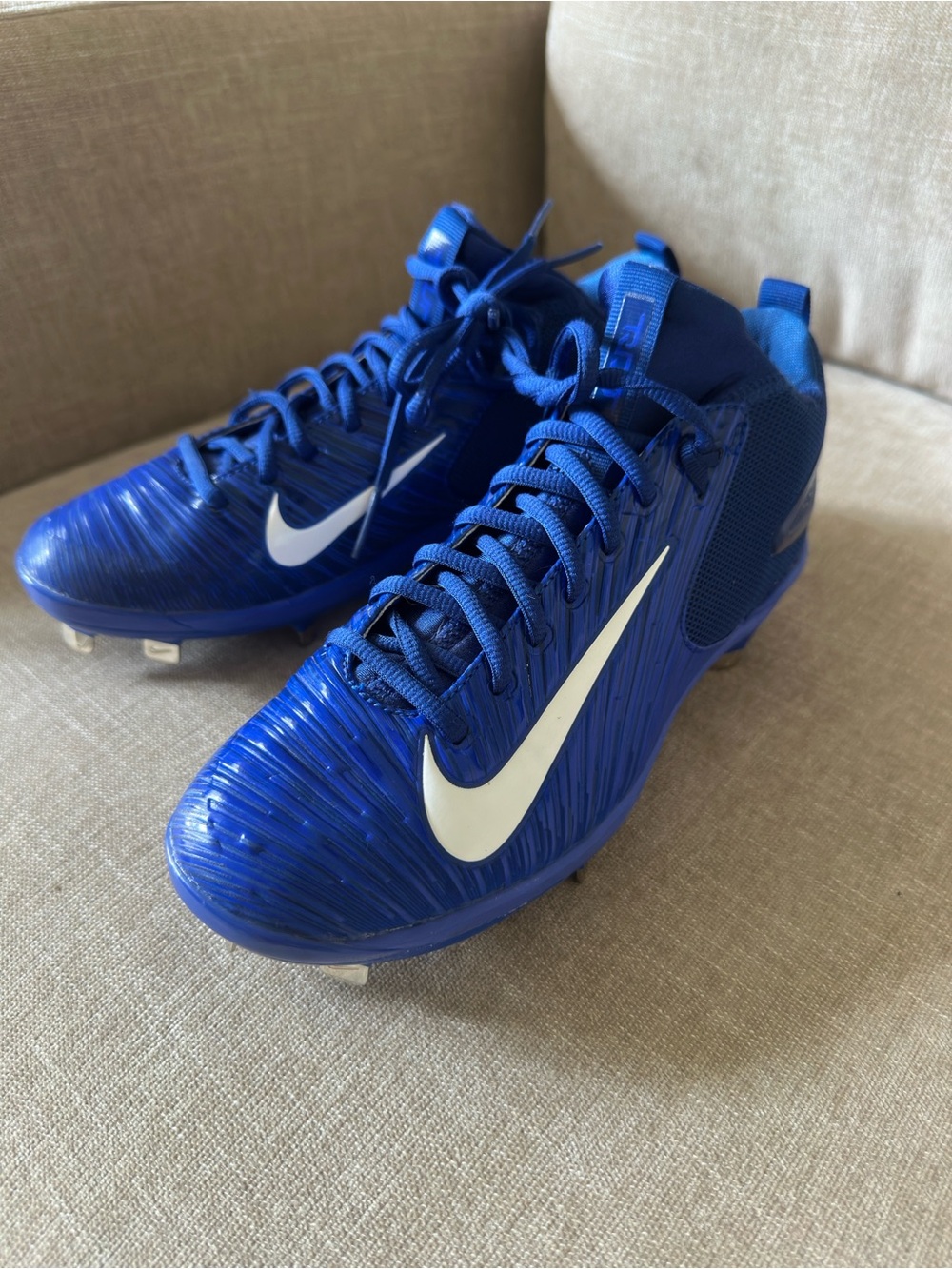 Nike Men’s Royal Blue Cleats with White Swoosh